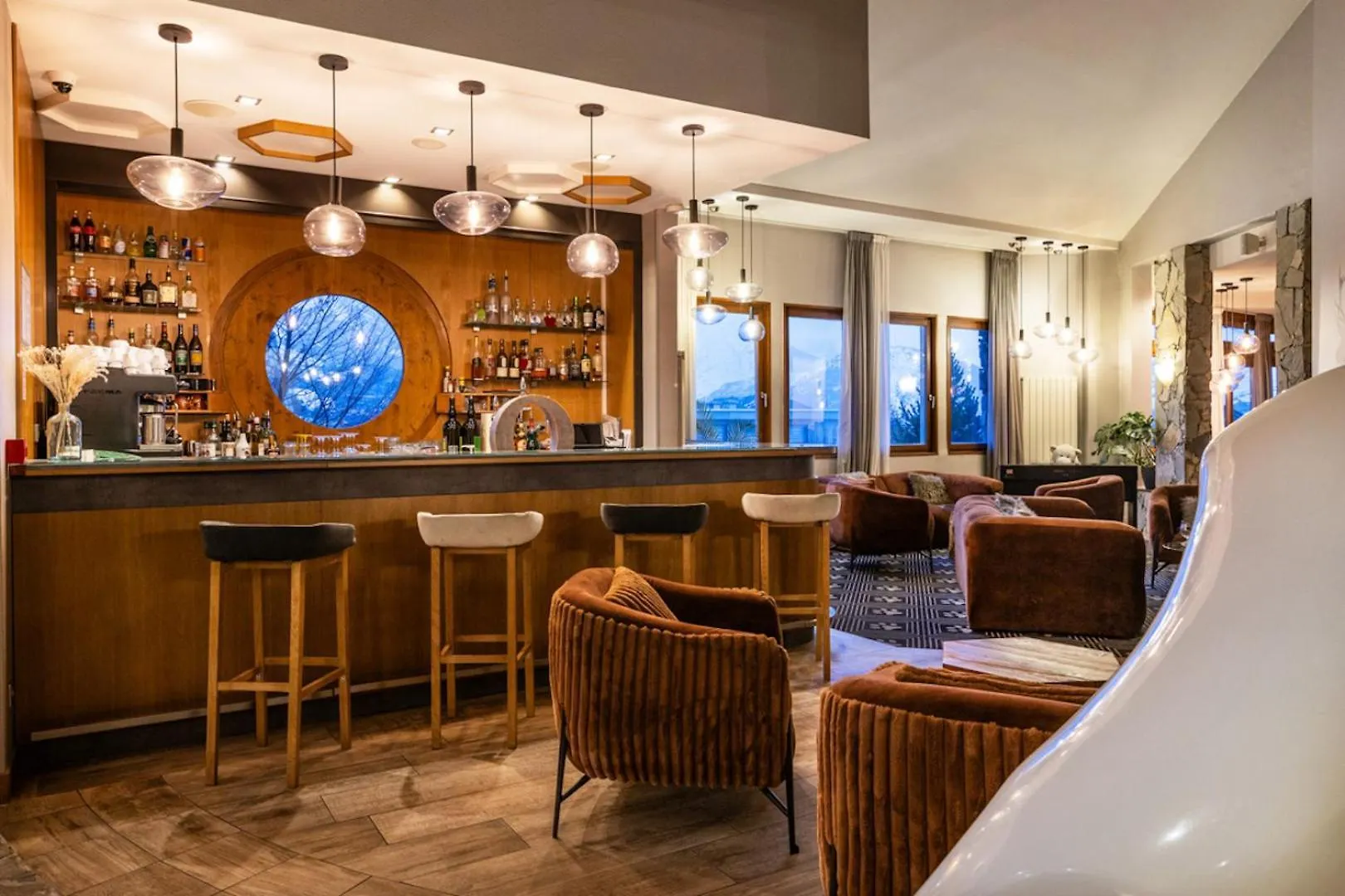 Royal Ours Blanc Boutique Hotel & Spa Alpe d'Huez 4*,  France